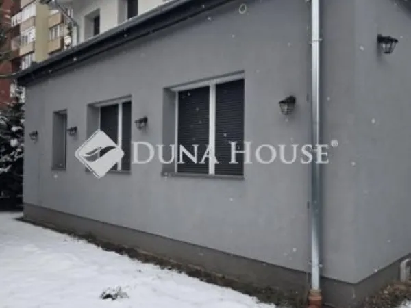 Eladó lakás Vác 105 nm