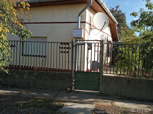 Eladó ház Nagyrév 75 nm