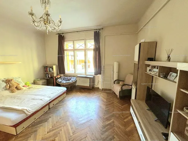 Kiadó lakás Budapest IX. kerület, Középső Ferencváros, Ernő utca 40 nm