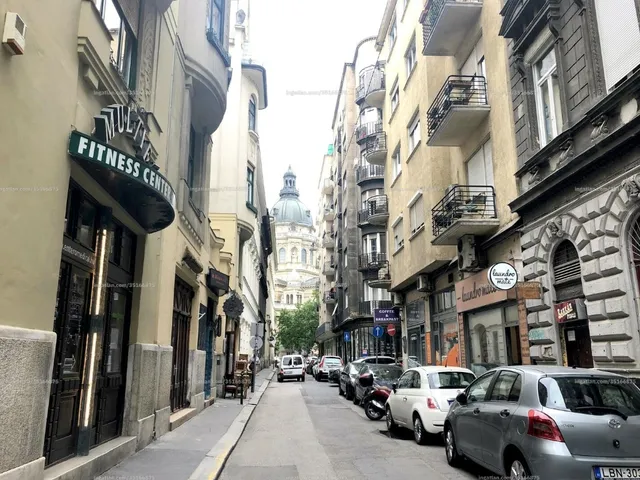 Kiadó lakás Budapest VI. kerület, Nagykörúton belüli terület, Lázár utca  25 nm