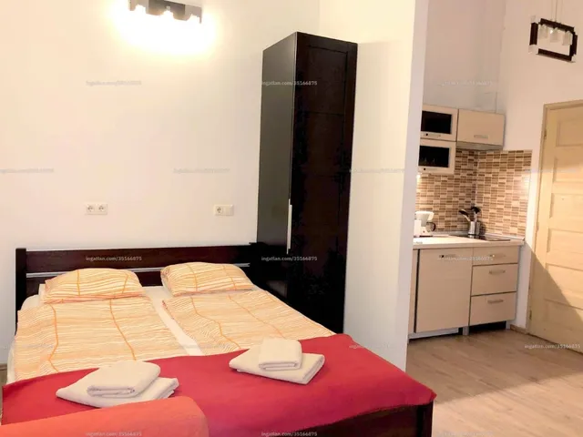 Kiadó lakás Budapest VI. kerület, Nagykörúton belüli terület, Lázár utca  25 nm