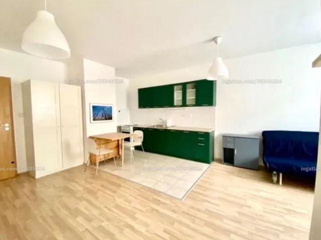 Kiadó lakás Budapest VIII. kerület, II. János Pál pápa tér, Kőris utca 35 nm
