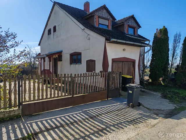 Eladó ház Semjénháza 100 nm