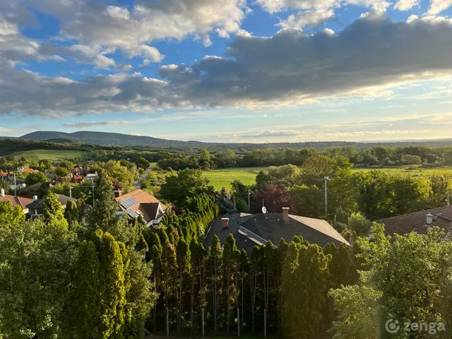 Eladó ház Pomáz 234 nm