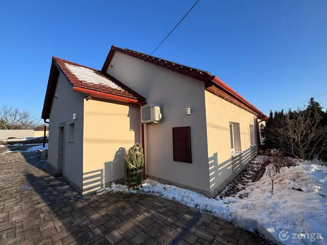 Eladó ház Kincsesbánya 74 nm