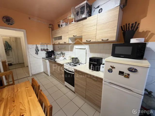 Eladó lakás Komárom 59 nm