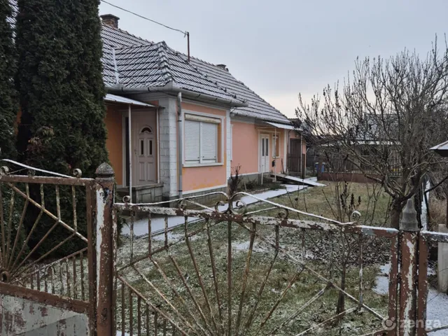 Eladó ház Szalonna 100 nm