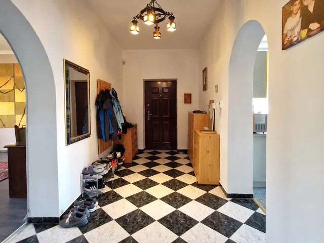 Eladó lakás Budapest XVIII. kerület, Erdőskert 127 nm