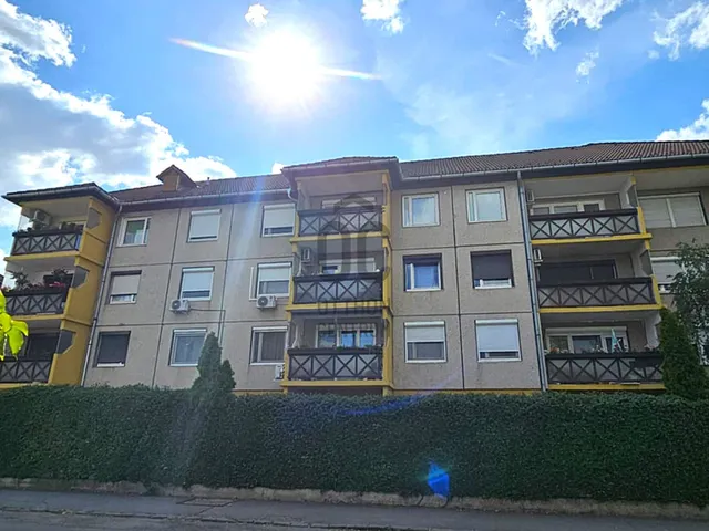 Eladó lakás Budapest VIII. kerület 74 nm