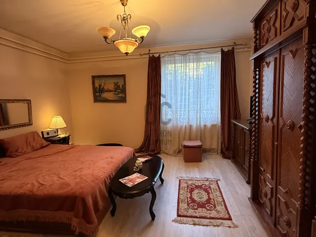 Eladó lakás Budapest II. kerület, Pesthidegkút-Ófalu 150 nm