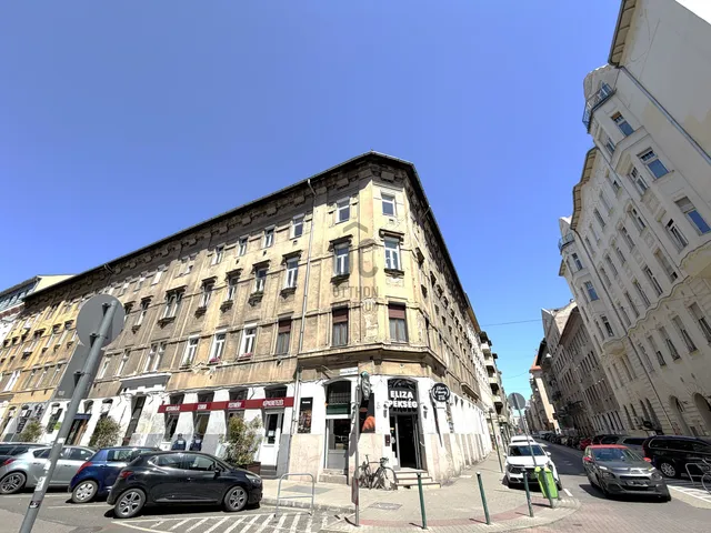 Eladó kereskedelmi és ipari ingatlan Budapest XIII. kerület, Újlipótváros 25 nm