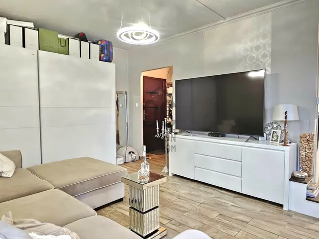 Eladó lakás Budapest III. kerület, Kaszásdűlő 28 nm