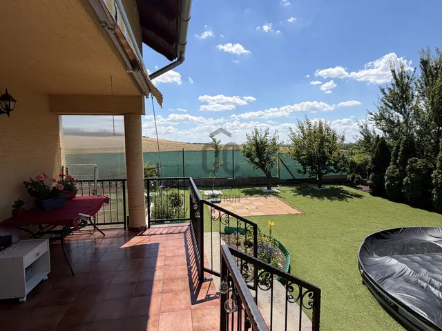 Eladó ház Budapest XVII. kerület, Rákoskert 98 nm