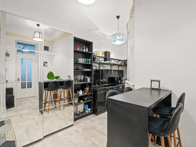Eladó lakás Budapest VIII. kerület, Corvin negyed 29 nm