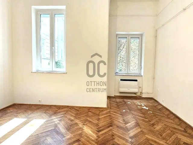 Eladó lakás Budapest II. kerület, Országút 30 nm