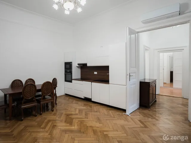 Eladó lakás Budapest VI. kerület 67 nm