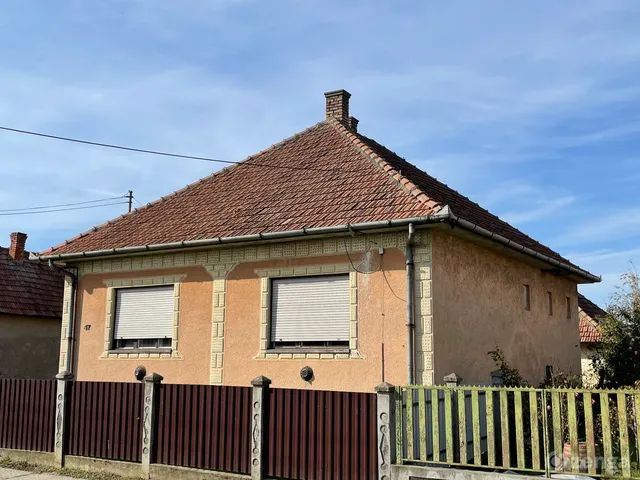 Eladó ház Pátyod, Vasút utca 47 100 nm