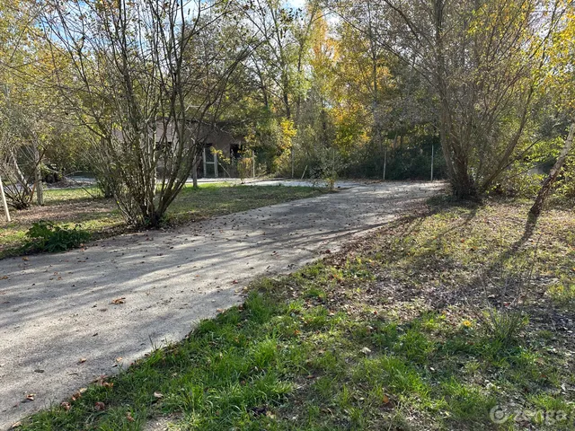 Eladó kereskedelmi és ipari ingatlan Tatabánya, Mésztelep 840 nm