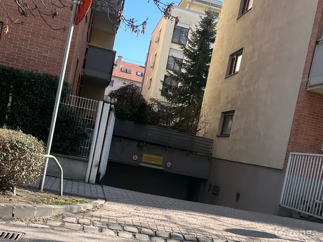 Kiadó garázs Budapest XIII. kerület, Angyalföld 15 nm