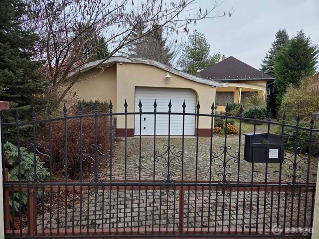 Eladó ház Budapest XVI. kerület, Sashalom 100 nm