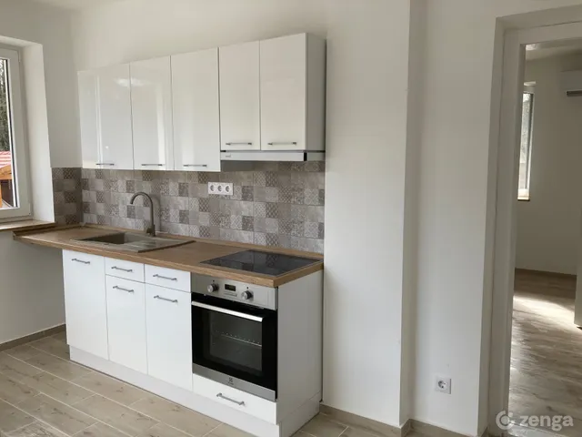 Kiadó lakás Tata, Kossuth Lajos utca 6. 40 nm