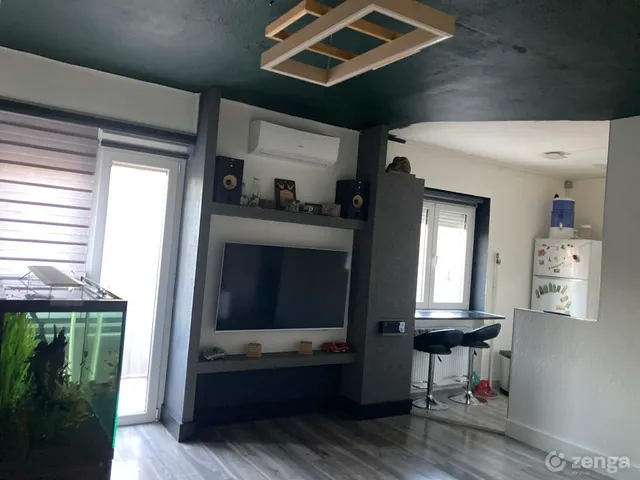 Eladó lakás Dunaújváros, Belváros 37 nm