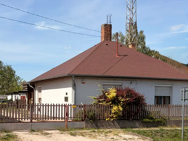 Eladó ház Sárbogárd 120 nm
