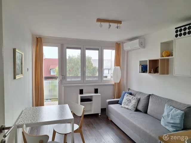 Eladó lakás Balatonfüred, Alsóváros 30 nm