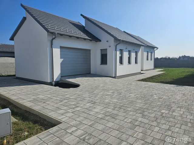 Eladó ház Börcs 102 nm