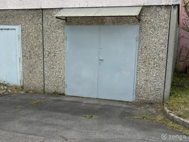 Eladó garázs Tatabánya, Sárberki lakótelep 19 nm