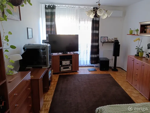 Eladó lakás Várpalota 54 nm