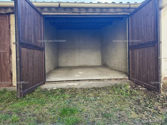 Kiadó garázs Szeged, Belváros 16 nm