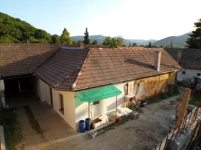 Eladó ház Visegrád 220 nm