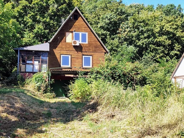 Eladó ház Leányfalu 152 nm