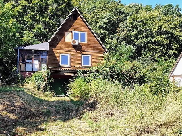 Eladó ház Leányfalu 152 nm