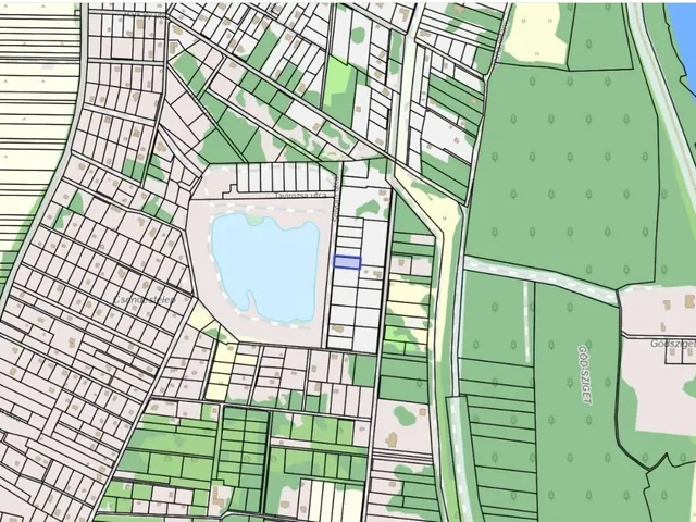 Eladó telek Pócsmegyer 902 nm