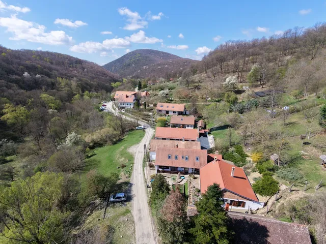 Eladó ház Hosszúhetény 290 nm