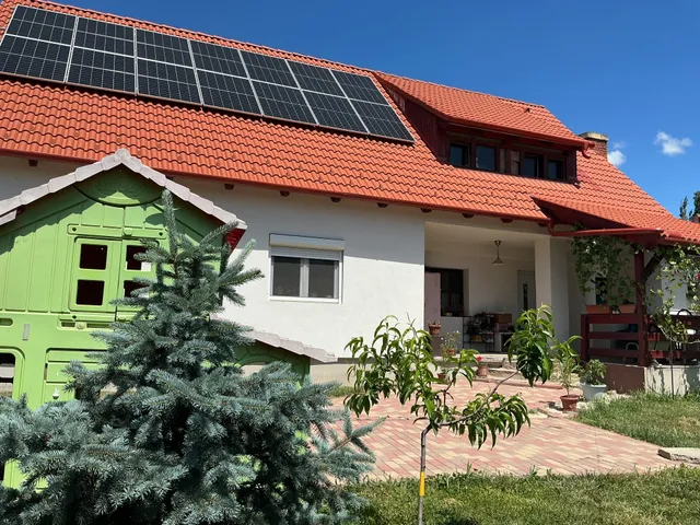 Eladó ház Balatonfőkajár 98 nm