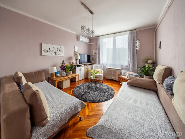 Eladó lakás Miskolc, Komlóstető 53 nm