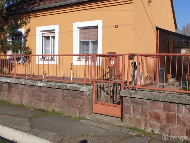 Eladó ház Pécs, Kertváros 64 nm