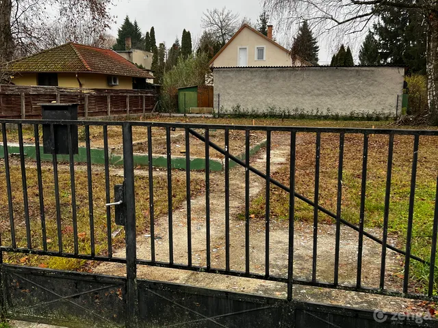 Eladó telek Zamárdi, Fürdőtelep 739 nm