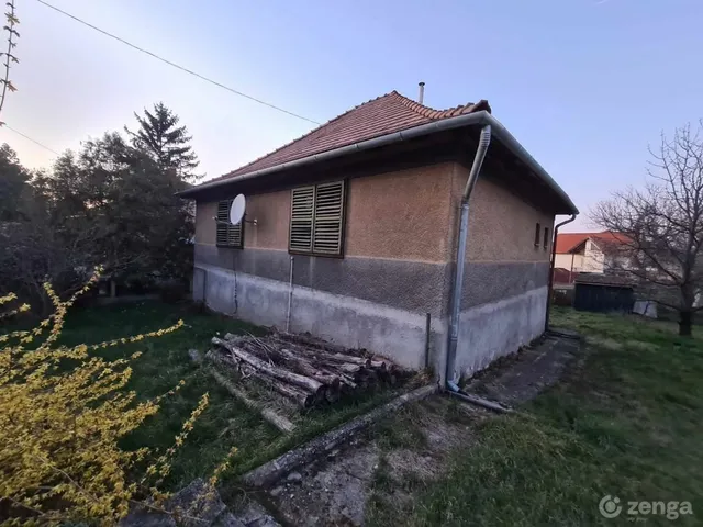 Eladó ház Ajka 73 nm