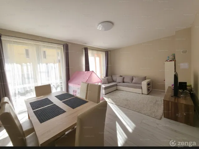 Eladó lakás Gyömrő 72 nm