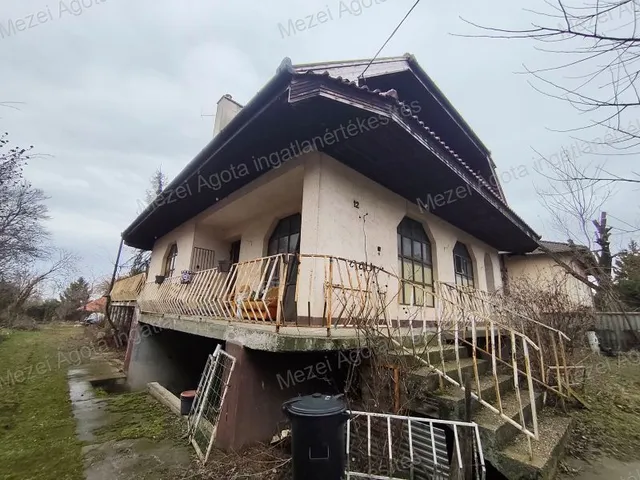 Eladó ház Dunavarsány 300 nm