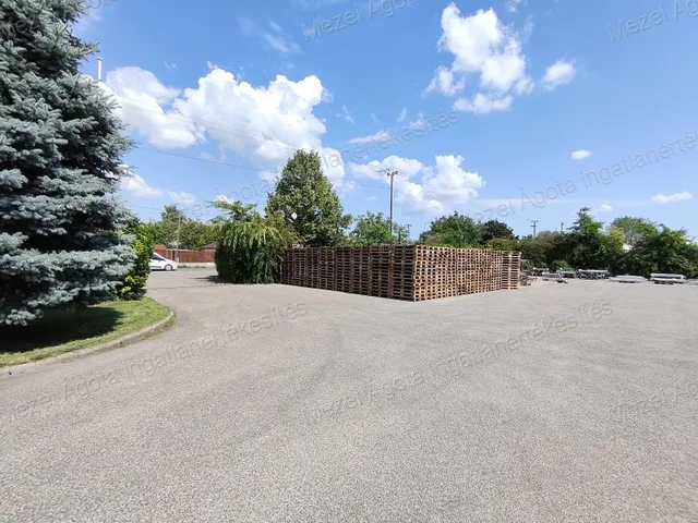 Eladó telek Alsónémedi 18721 nm