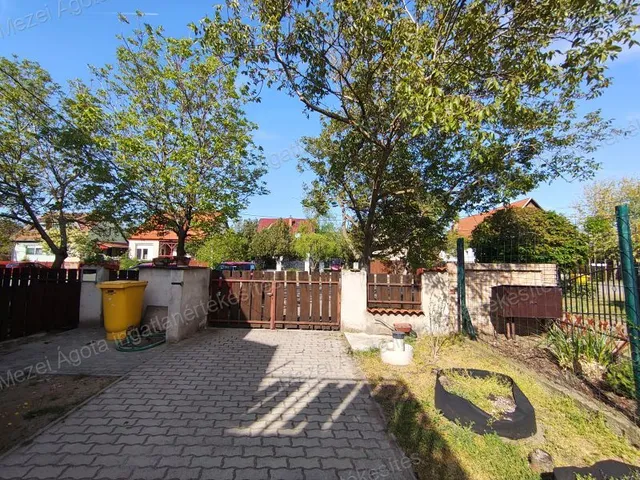 Eladó ház Gyál 210 nm