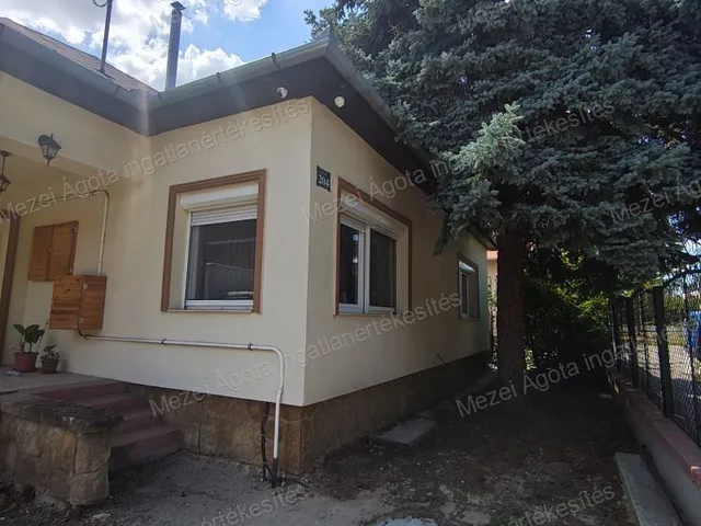 Eladó ház Vecsés 189 nm