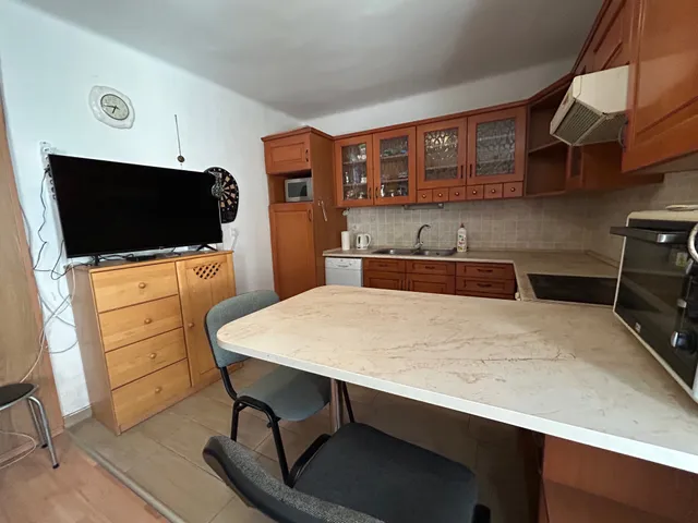 Kiadó ház Debrecen, Belváros, Árpád tér  35 nm