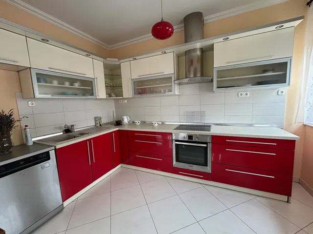 Kiadó lakás Debrecen, Nagyerdő, Hadházi  83 nm