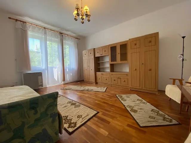 Kiadó lakás Debrecen, Egyetemváros, Serház 37 nm